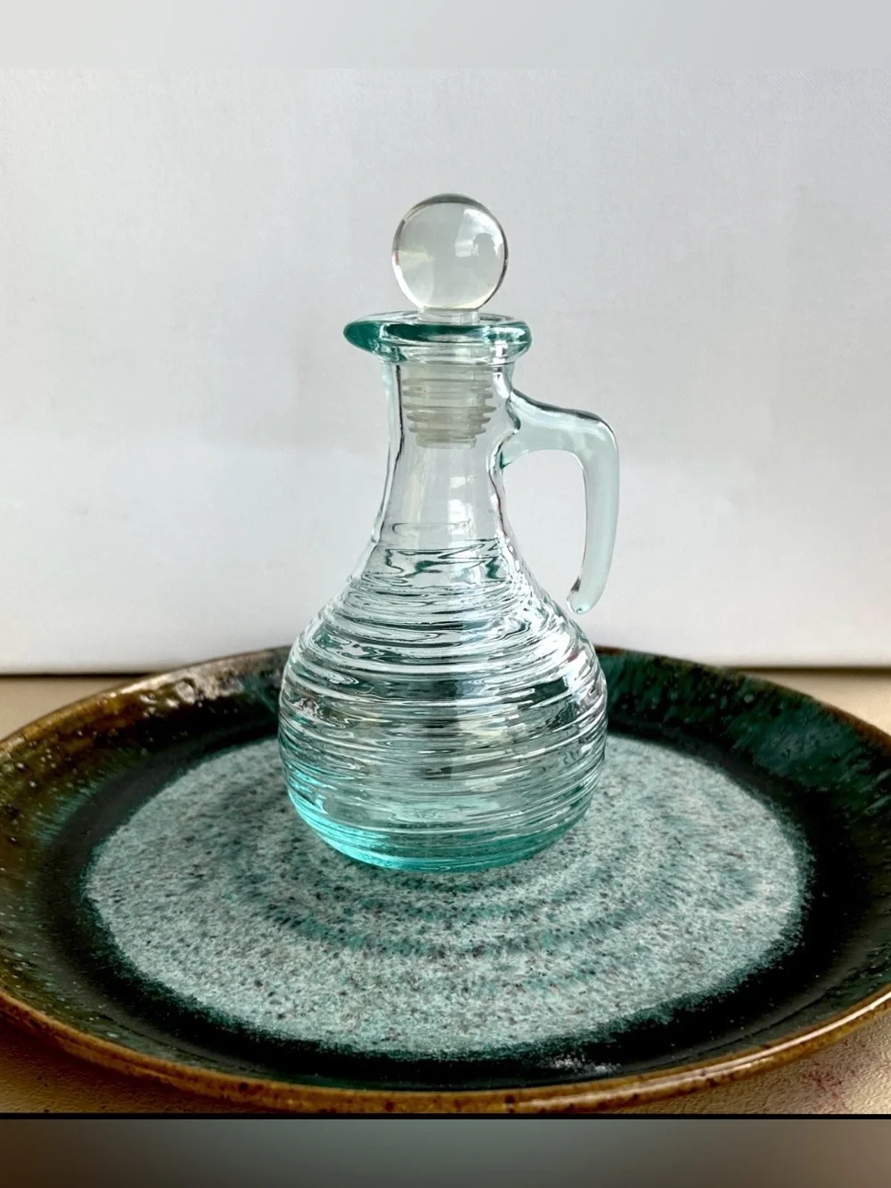VTG Vetreria Etrusca Italy Ribbed Beehive Blue Glass Decanter Cruet W/Stopper 5”